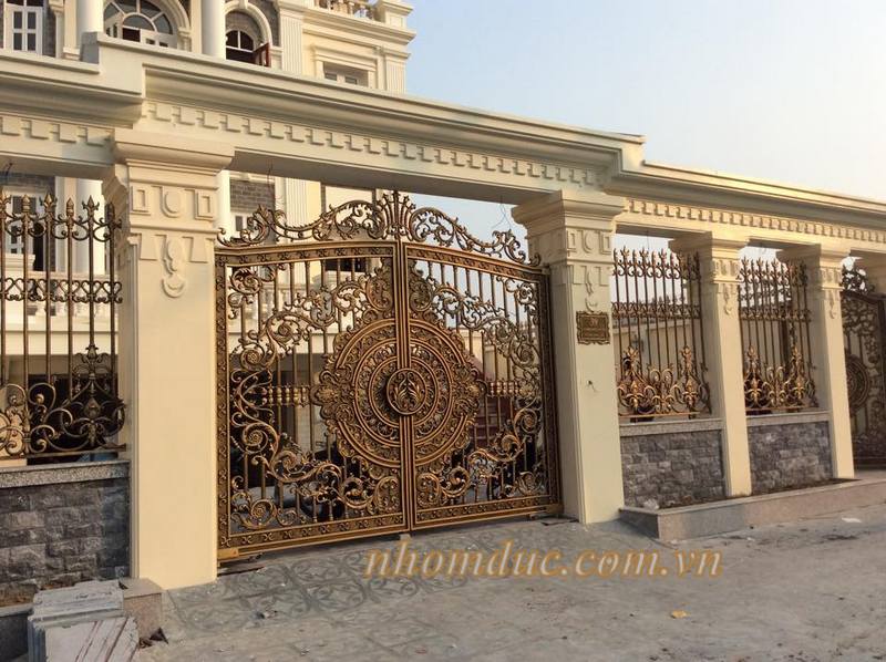 Cổng cửa nhôm đúc – Nhôm đúc Hà Nội, các dòng sản phẩm nhôm đúc như cửa nhôm đúc, cổng nhôm đúc