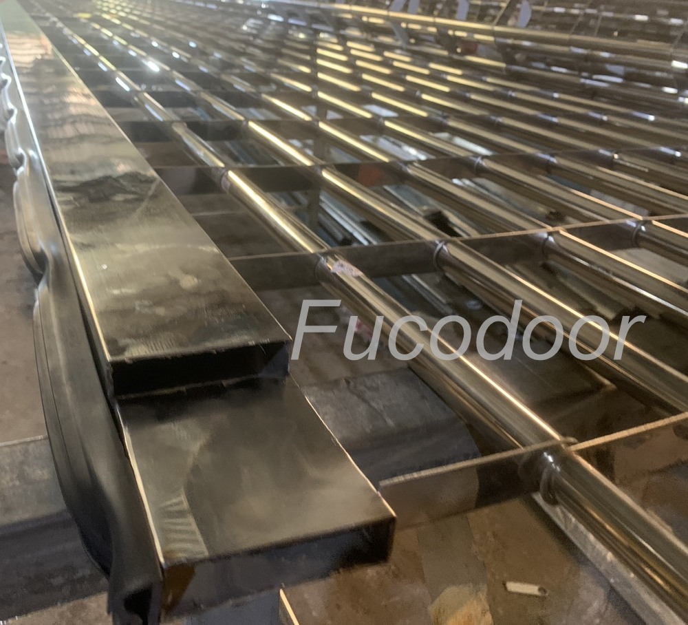 Song Ngang rolling doors with powder coating, Horizontal mesh rolling doors