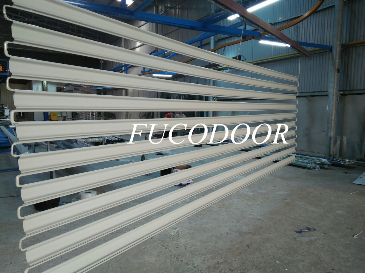 Cửa cuốn siêu trường sơn tĩnh điện dầy 1.1ly
