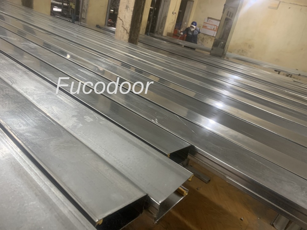 Cửa cuốn thép, Cửa cuốn siêu trường rộng 12 m, Cửa cuốn siêu trường Hưng Yên