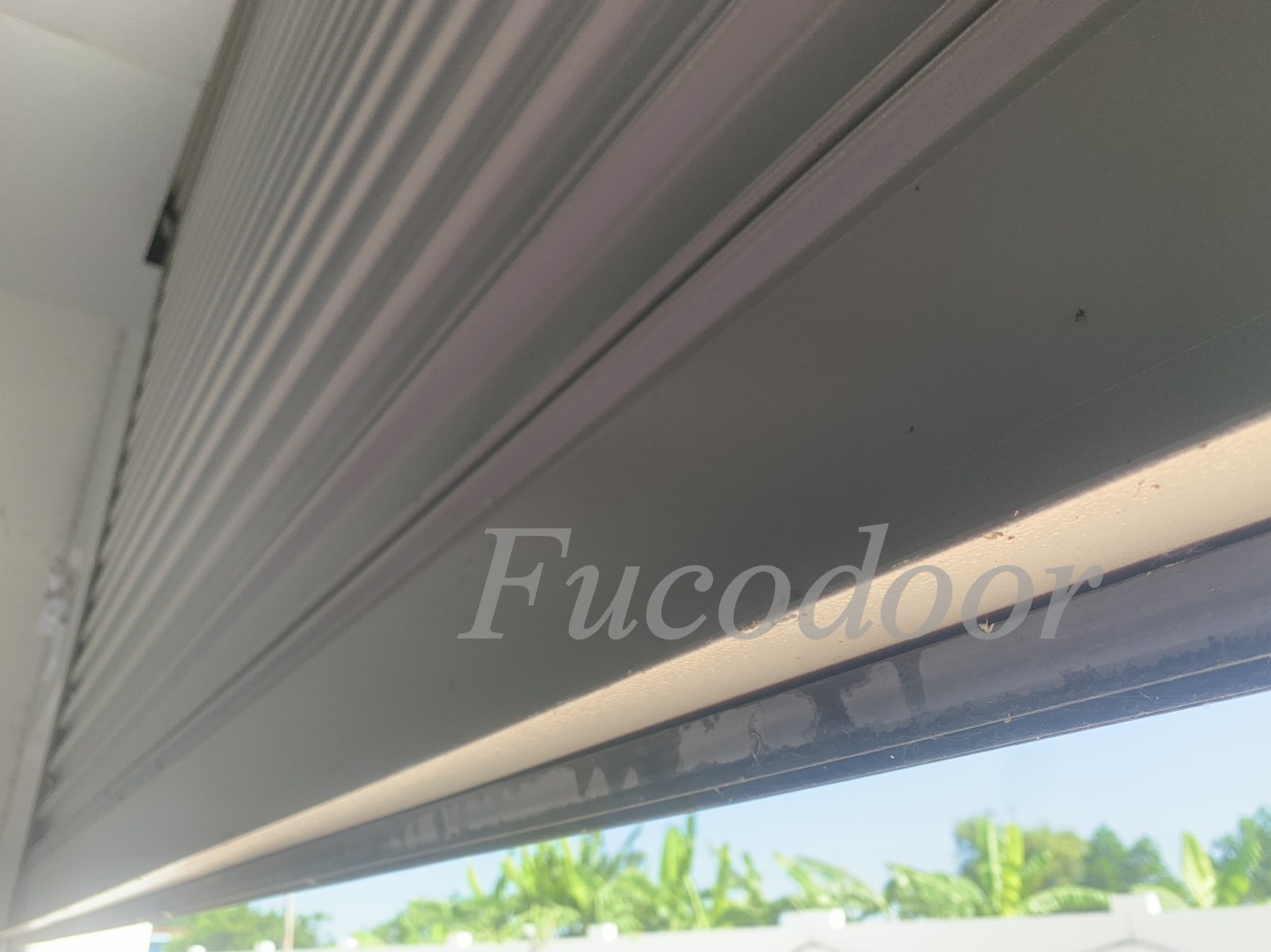 Cửa cuốn siêu trường giải pháp cho cửa kích thước lớn