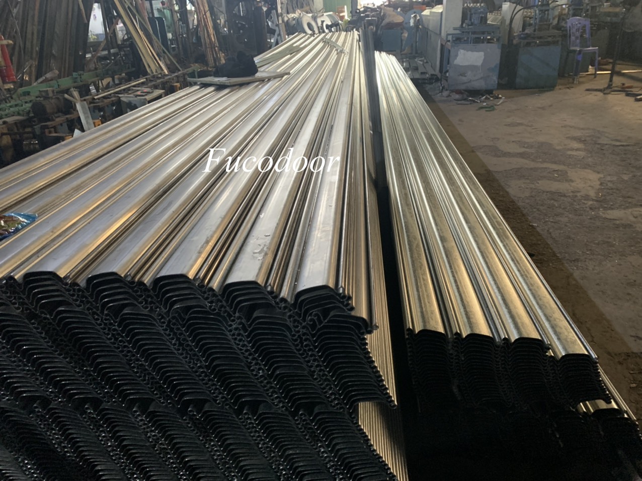 Cửa cuốn siêu trường thép mạ màu cho nhà xưởng, Cửa cuốn siêu trường, cửa cuốn nhà xưởng, Cửa cuốn siêu trường thép mạ màu, Cửa cuốn siêu trường sơn tĩnh điện