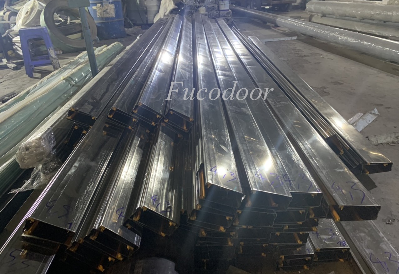 Cửa cuốn siêu trường nhà xưởng, Cửa cuốn nhà công nghiệp