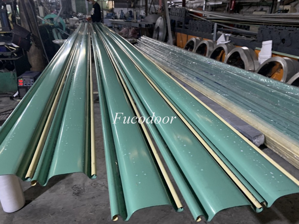 Cửa cuốn siêu trường thép mạ màu dầy 1.3ly