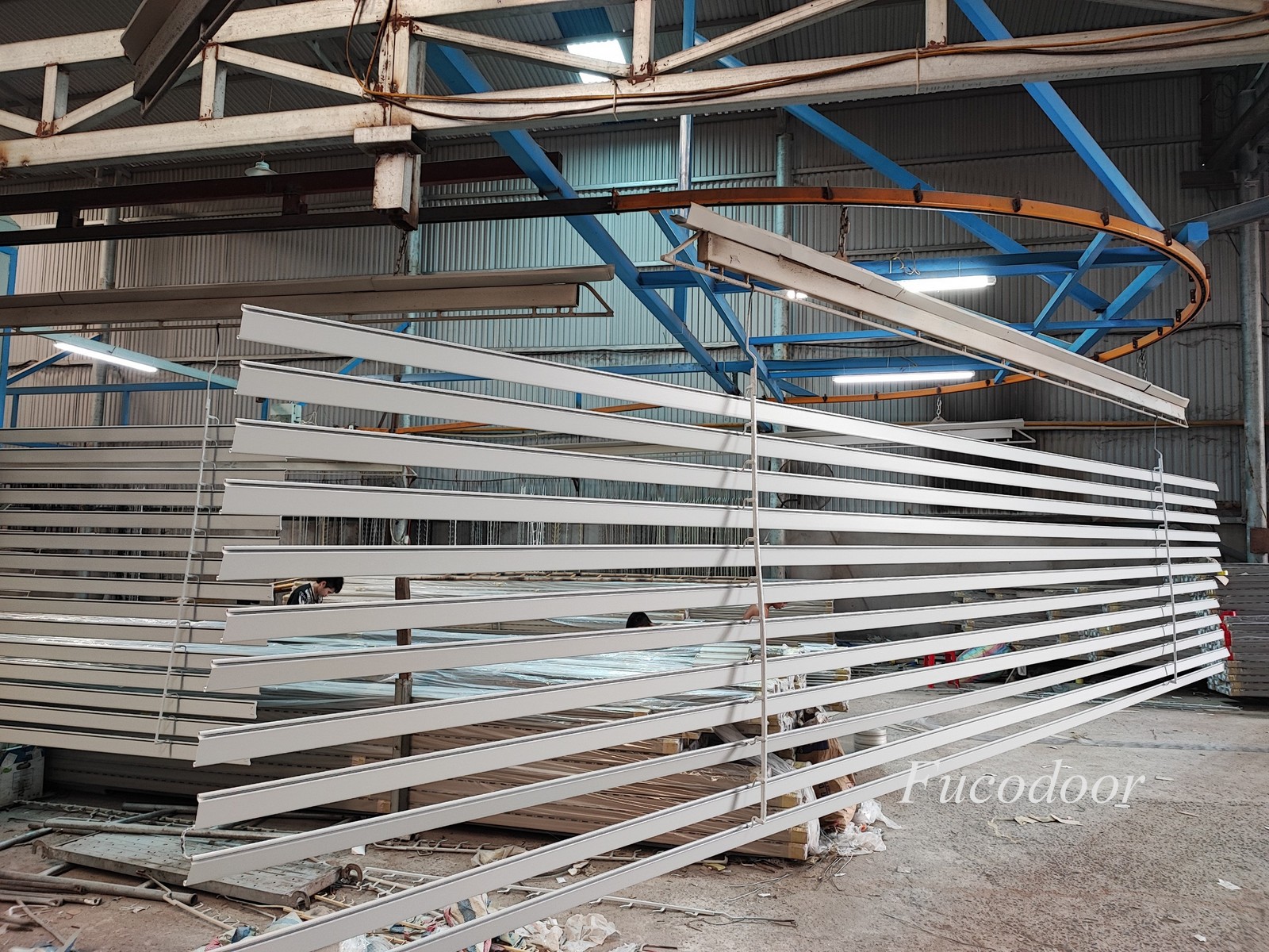 Cửa cuốn siêu trường, cửa cuốn nhà xưởng, Cửa cuốn siêu trường thép mạ màu