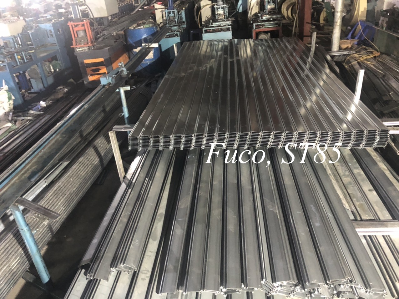  Nhà máy sản xuất cửa cuốn 