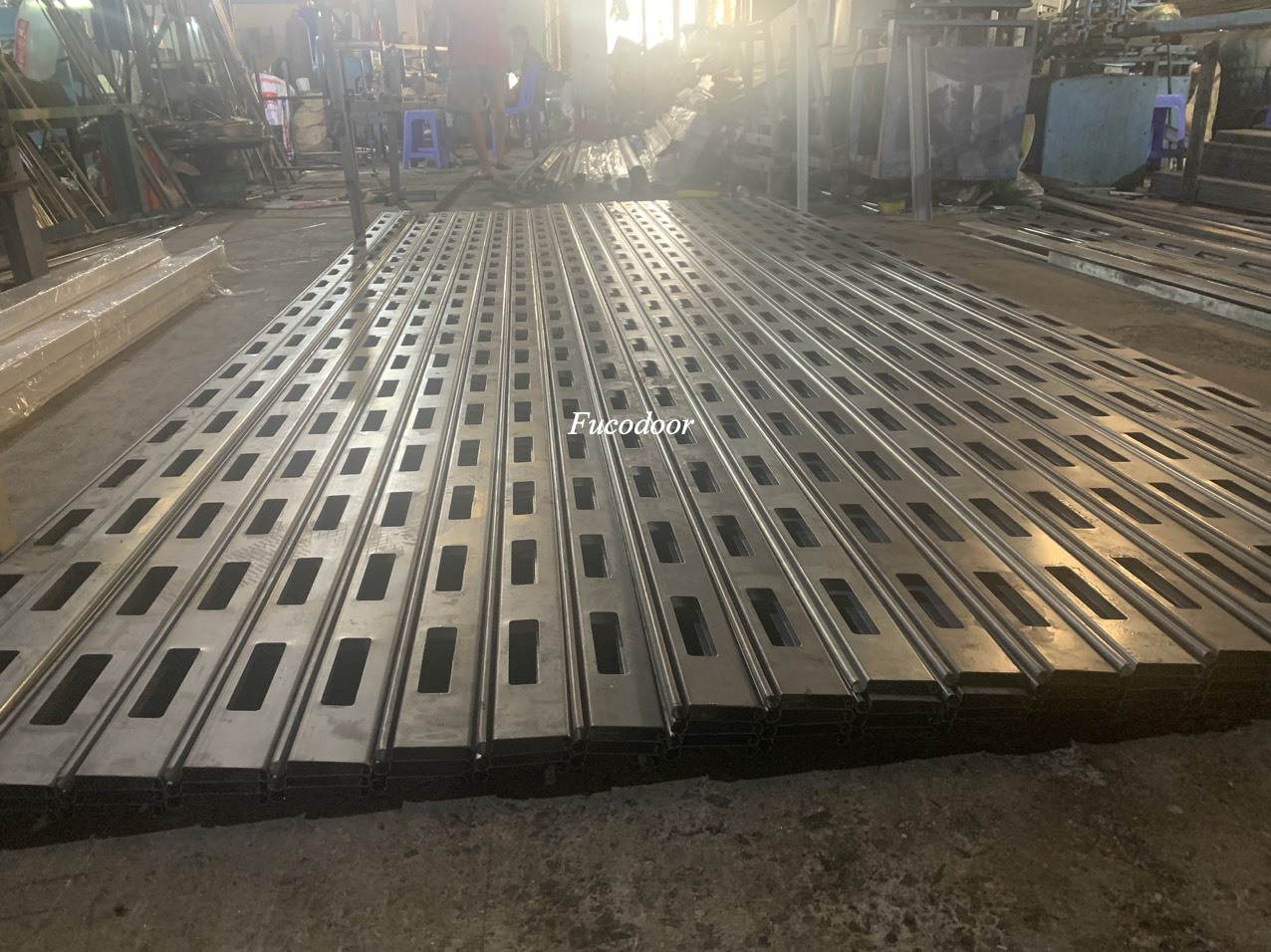 Cửa cuốn siêu trường nhà xưởng, Cửa cuốn nhà công nghiệp, Cửa cuốn thép