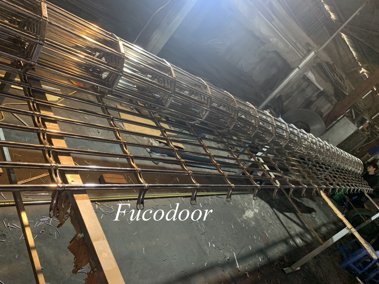 Cửa cuốn song ngang INOX ống tròn phi 19 INOX 304