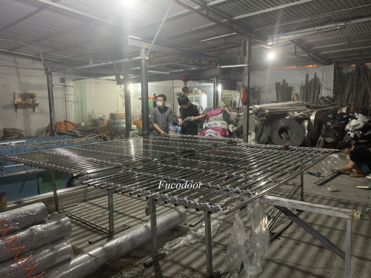 Giá cửa cuốn lưới song ngang, Báo giá cửa cuốn lưới song ngang tại Vĩnh Phúc
