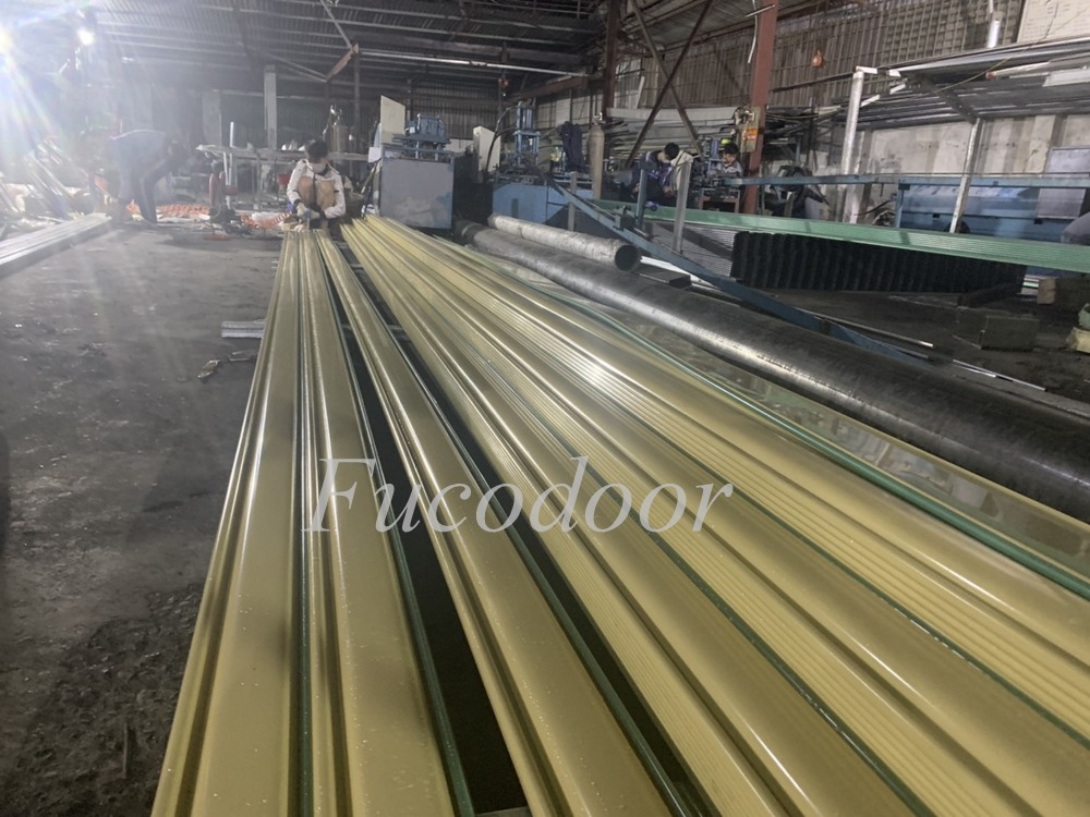 Cửa cuốn siêu trường thép mạ màu dầy 1.1ly