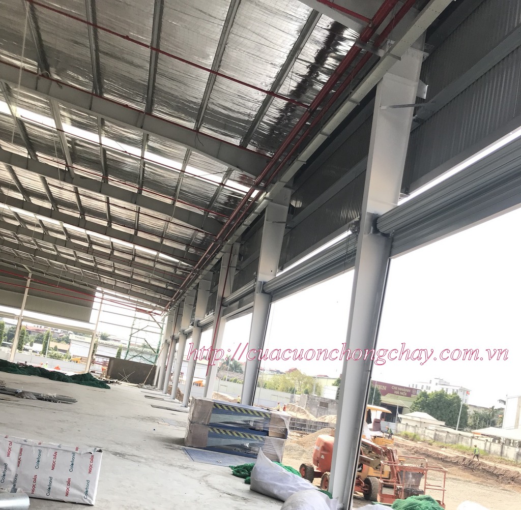 Có nên lắp cửa cuốn chống cháy cho nhà xưởng