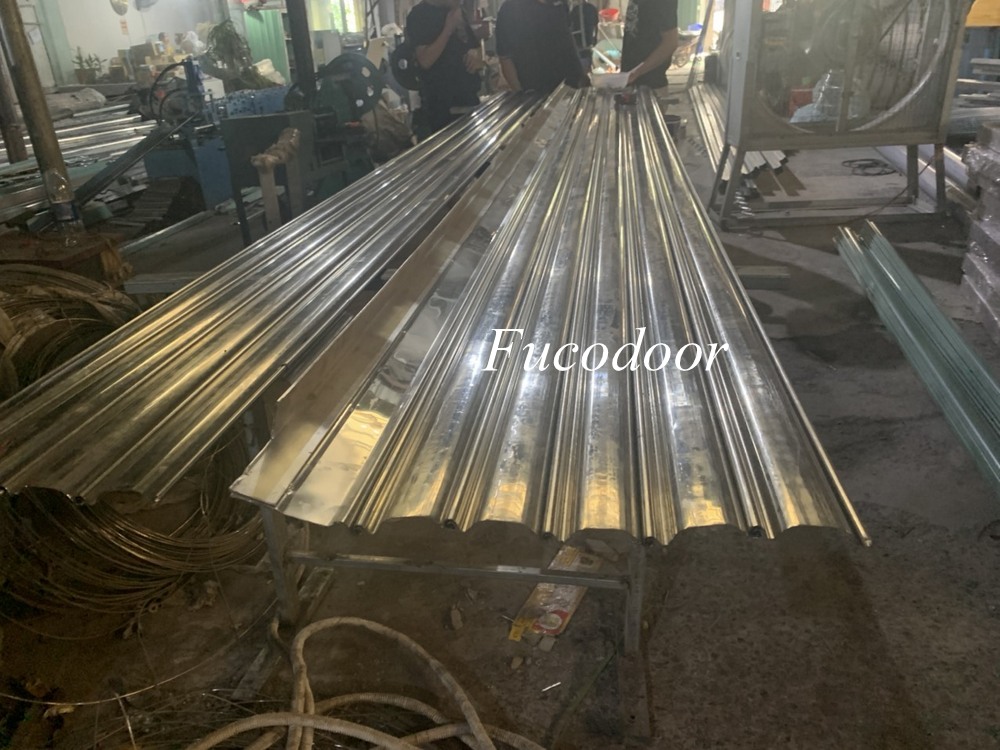 Báo giá cửa cuốn đài loan inox