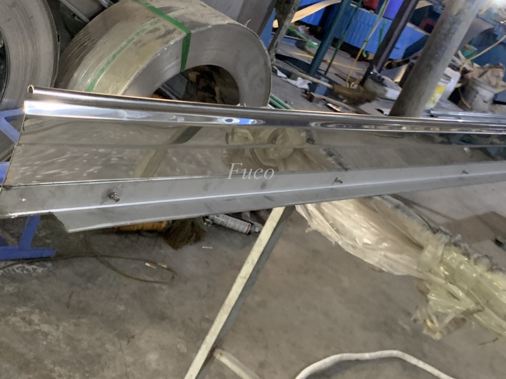 Báo giá cửa cuốn đài loan inox