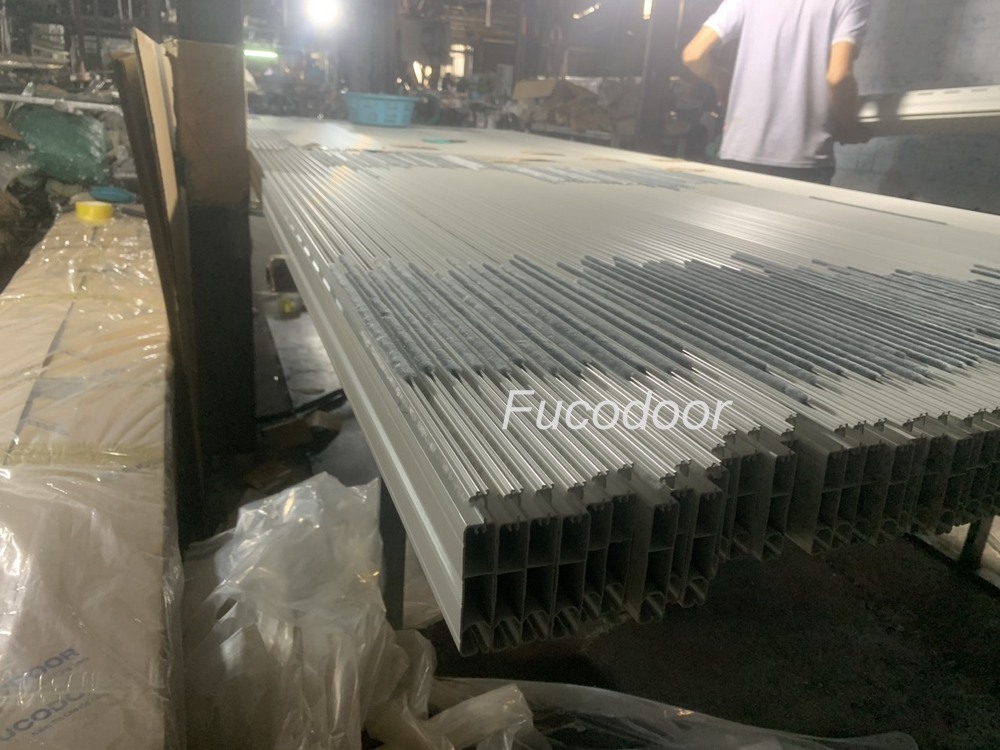 Cửa cuốn nhôm khe thoáng motor tại Thanh Hóa