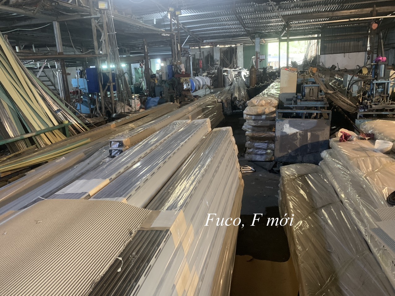 Cửa cuốn nhôm khe thoáng motor tại Hưng Yên