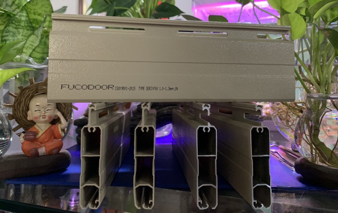Cửa cuốn khe thoáng là gì, Cửa cuốn khe thoáng Fuco
