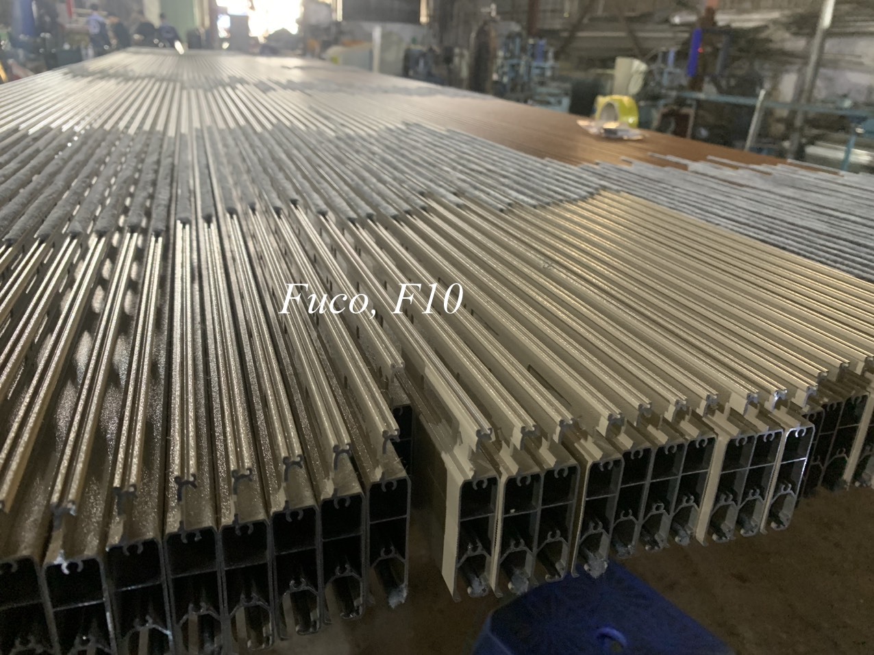ទ្វាររំកិលអាល្លឺម៉ង់ Fucodoor F10
