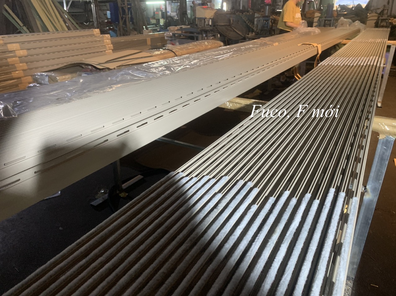Rolling doors have airy slits, German rolling doors have airy slits