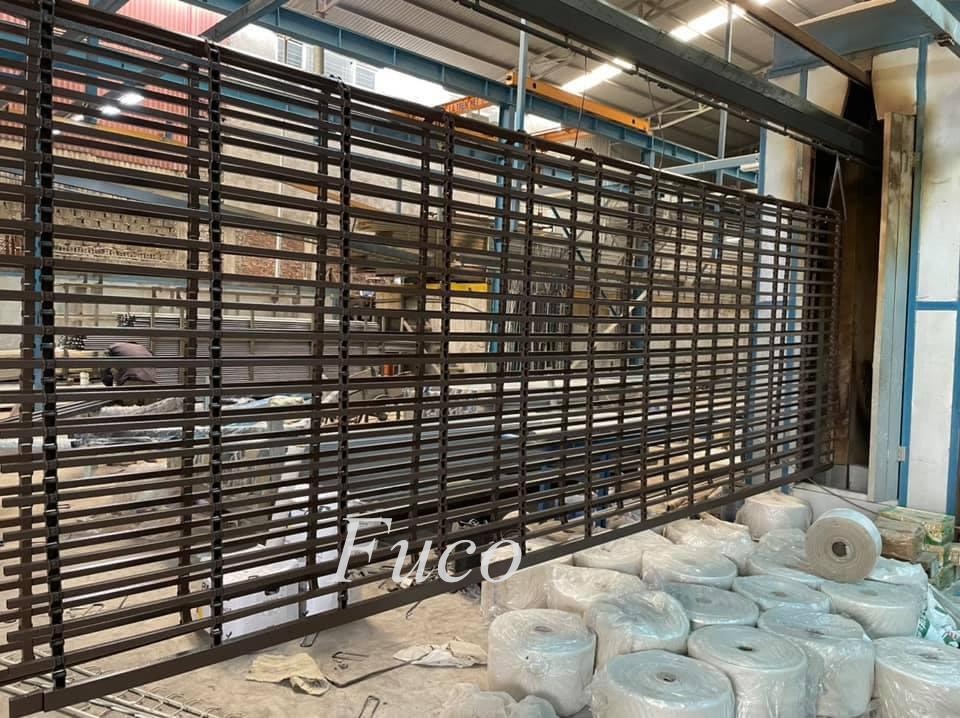 Cửa cuốn song ngang hộp 20x20, sơn tĩnh điện