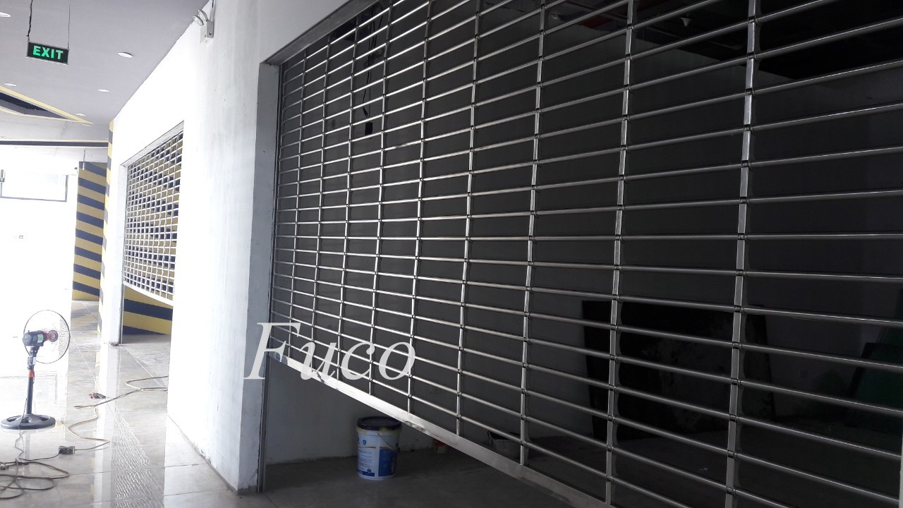 Cửa cuốn song ngang ống tròn 19 và phi 21, INOX 201 và INOX 304