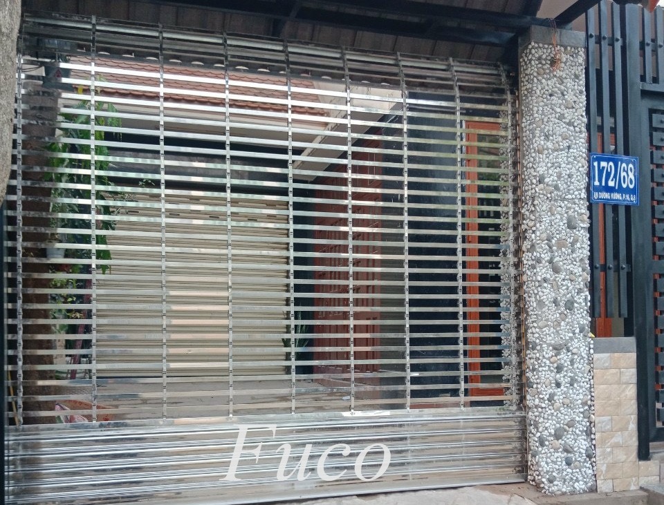 Cửa cuốn song ngang ống tròn 19 và phi 21, INOX 201 và INOX 304