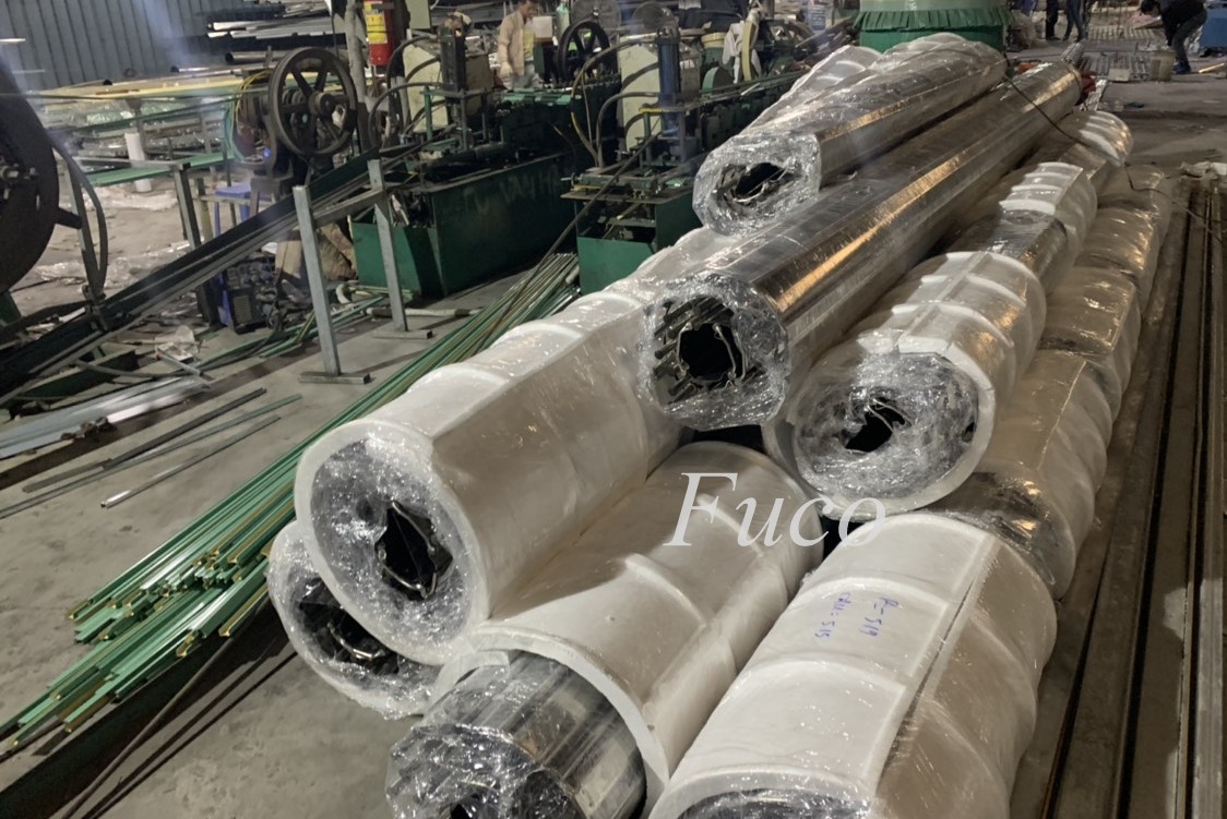 Cửa cuốn song ngang ống tròn 19 và phi 21, INOX 201 và INOX 304