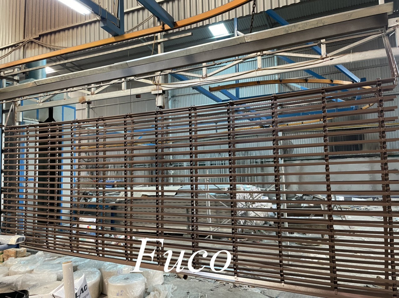 Cửa cuốn song ngang hộp 20x20, sơn tĩnh điện
