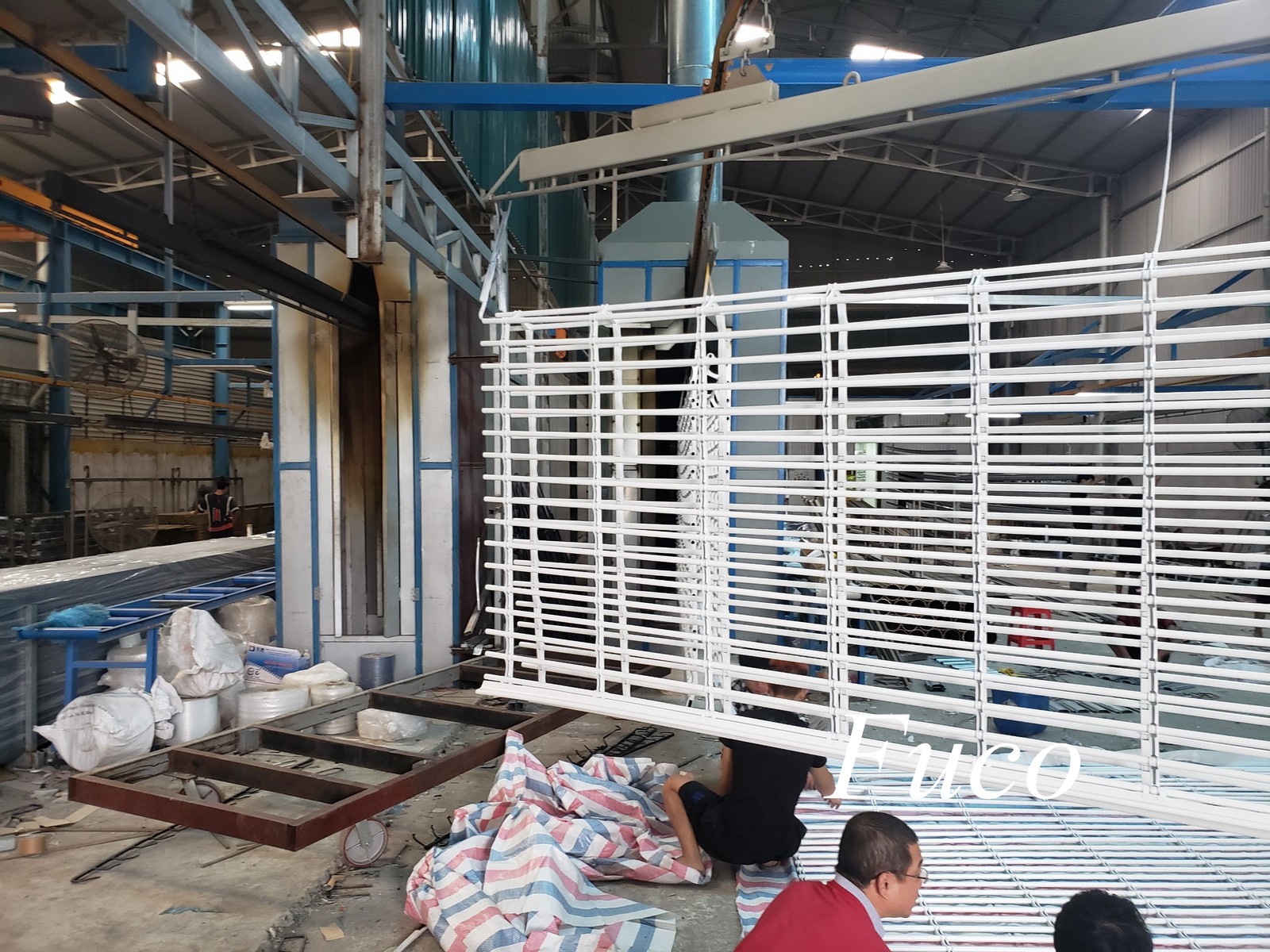Cửa cuốn song ngang ống tròn 19 và phi 21 sơn tĩnh điện