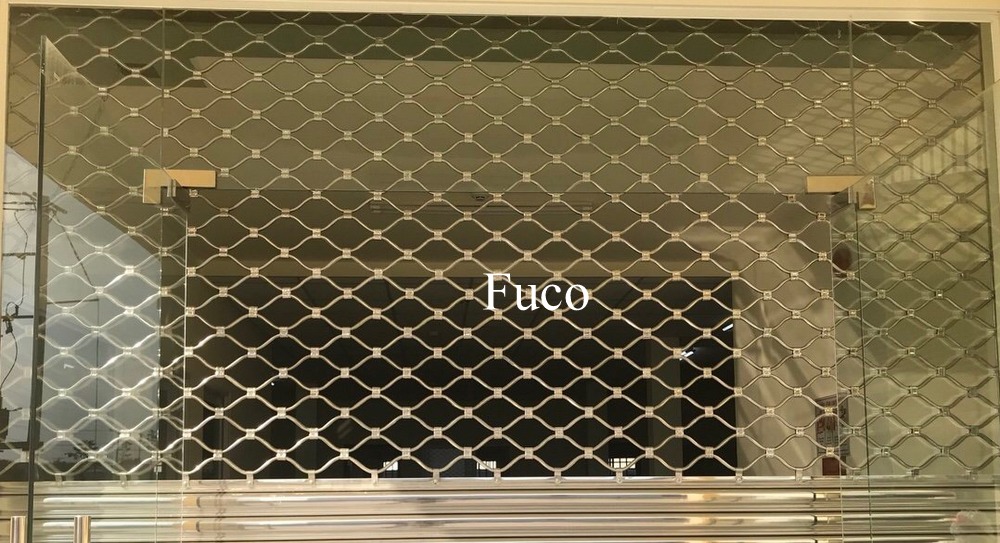 Cửa cuốn mắt võng sơn tĩnh điện và INOX 304