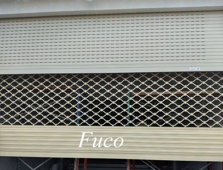 Cửa cuốn mắt võng sơn tĩnh điện và INOX 304