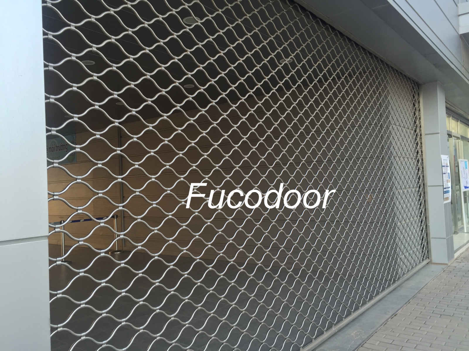 Rolling doors with hammock and mesh eyes