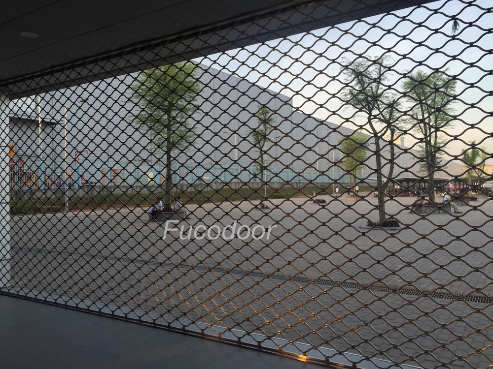 Rolling doors with hammock and mesh eyes