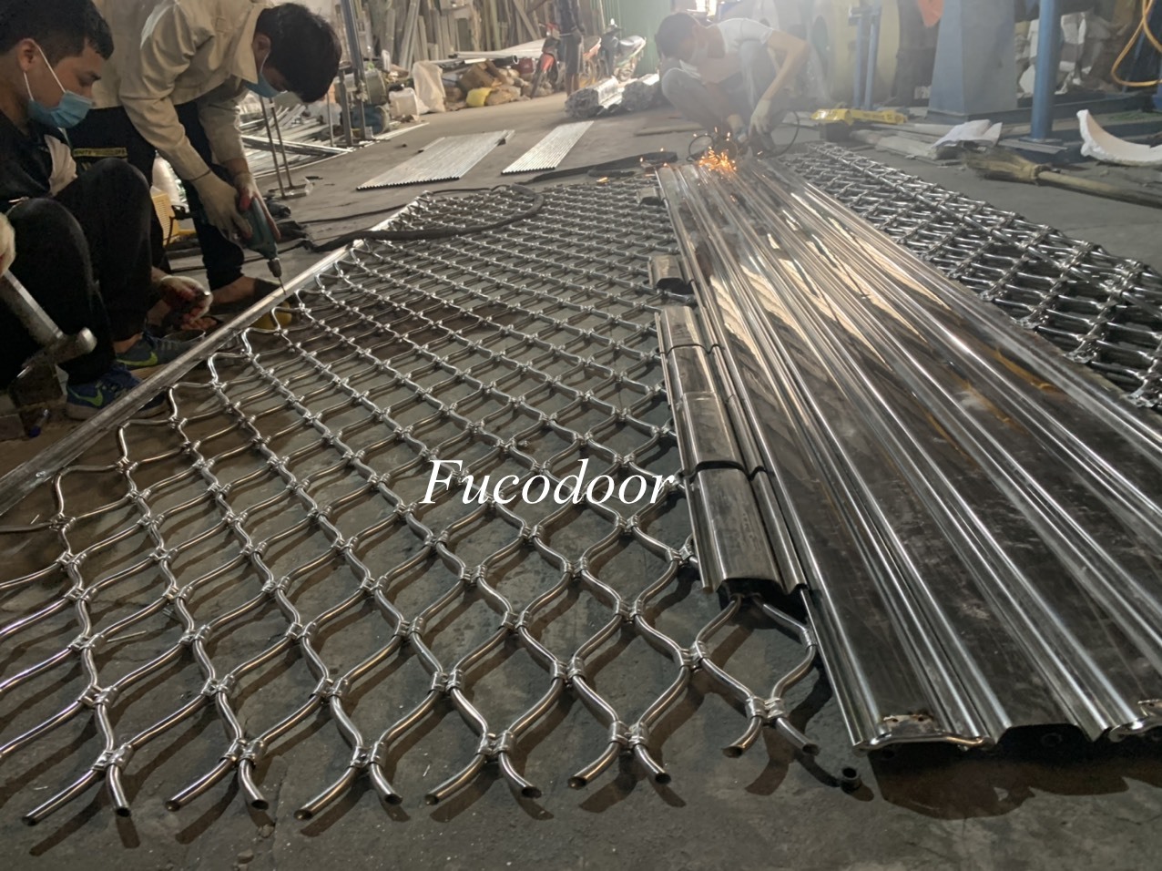Giá Cửa cuốn Mắt Võng tại  Bắc Ninh