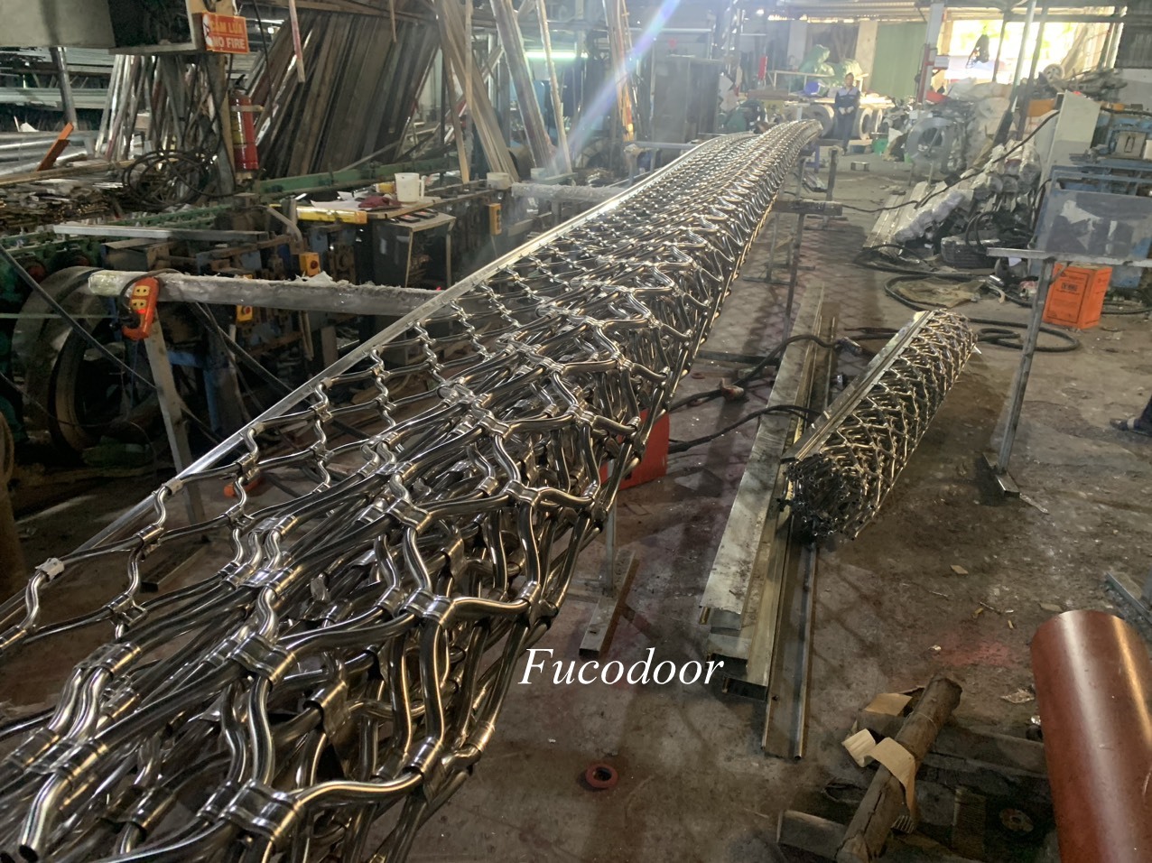  CỬA CUỐN MẮT LƯỚI, MẮT VÕNG