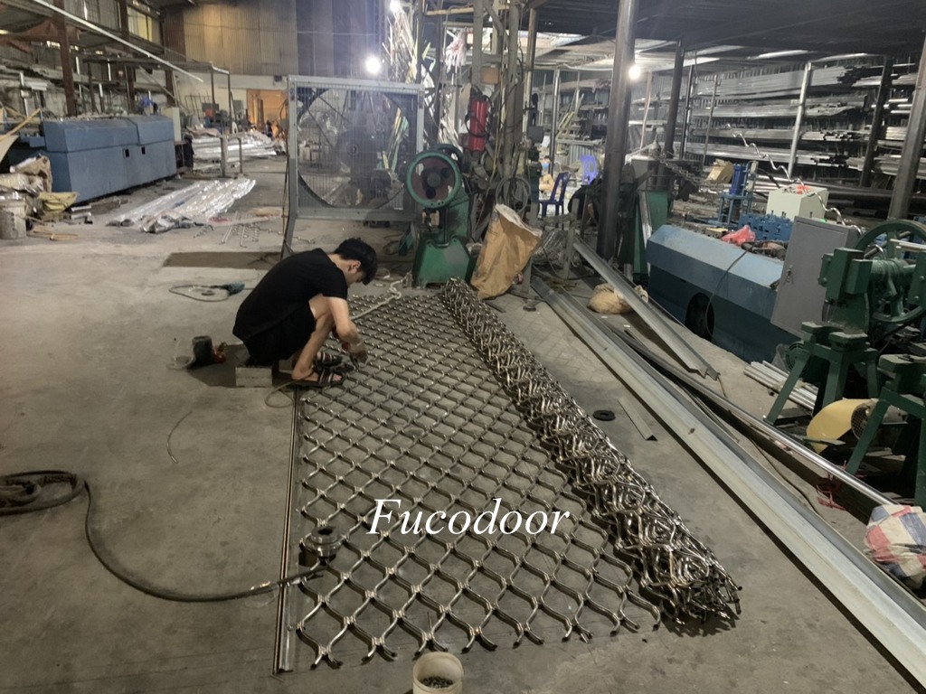 Cửa cuốn Mắt Võng tại Thanh Hóa