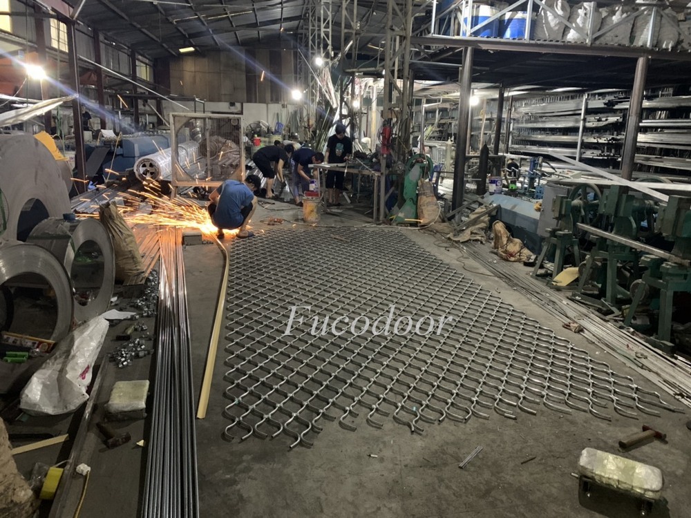 Báo giá cửa cuốn mắc võng