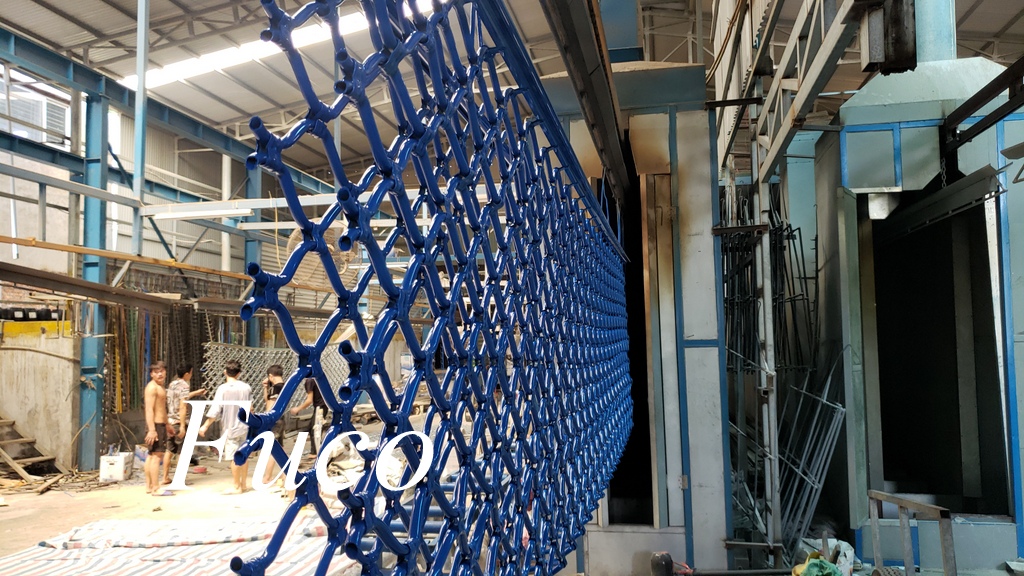 Báo giá cửa cuốn lưới mắc võng, mắt cáo rẻ đẹp, Cung cấp cửa cuốn mắt võng, cửa cuốn dạng lưới bảo vệ bằng thép