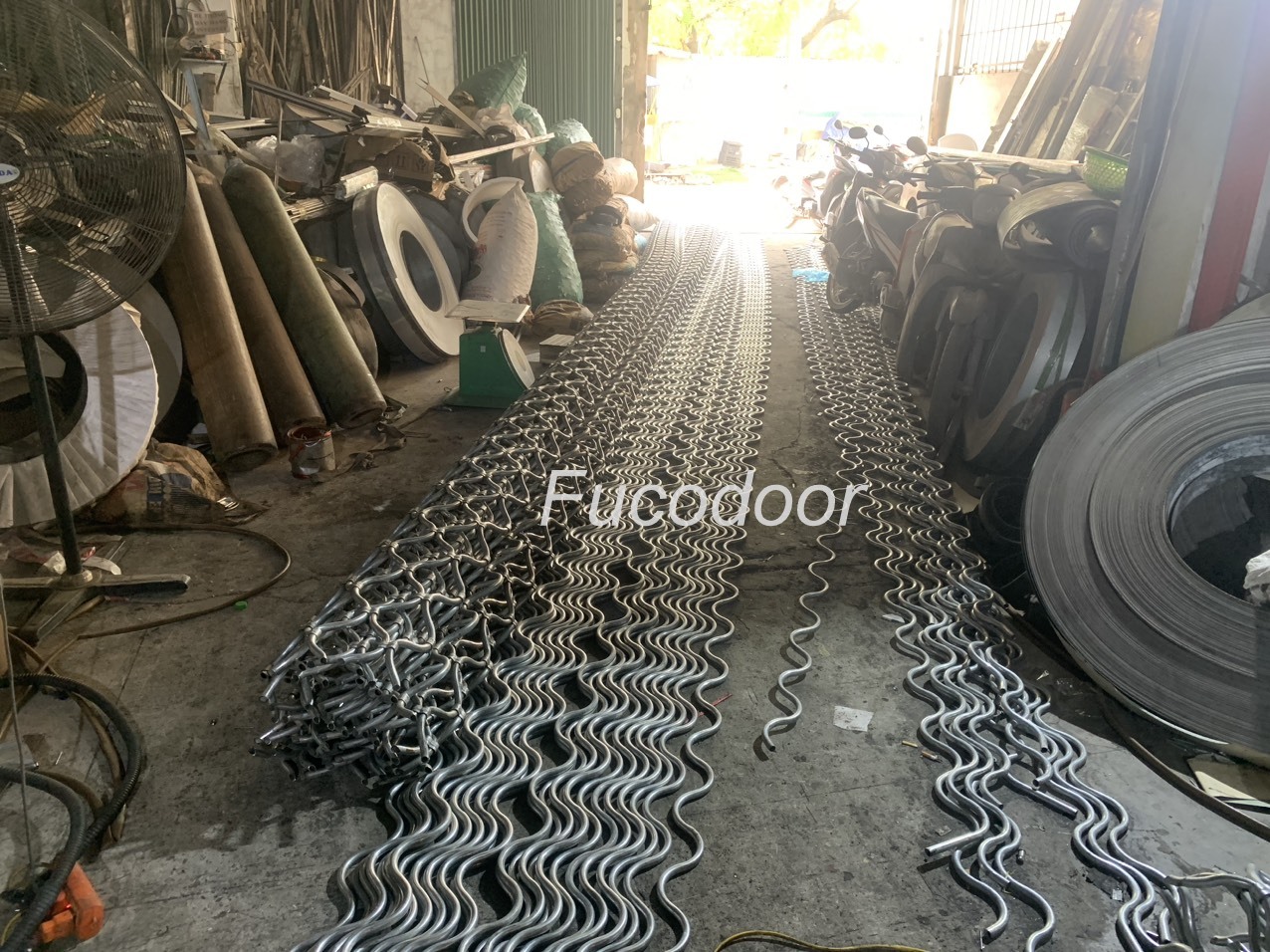  Cửa cuốn Mắt Võng, Mắt Lưới, Mắt Cáo 