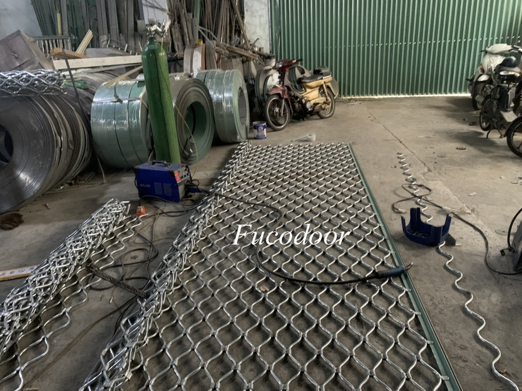 Cửa cuốn Mắt Võng tại Quảng Ninh, Giá Cửa cuốn Mắt Võng tại Quảng Ninh