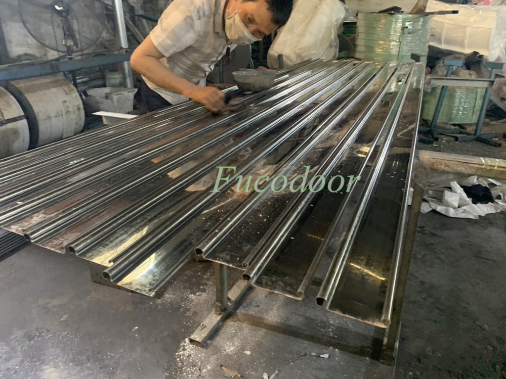 Giá cửa cuốn inox, báo giá cửa cuốn siêu trường, cửa cuốn inox