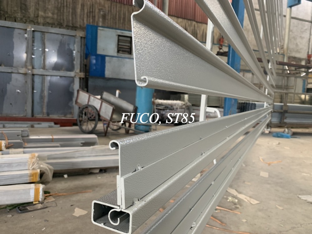 Cửa cuốn siêu trường nhà xưởng tại Hưng Yên