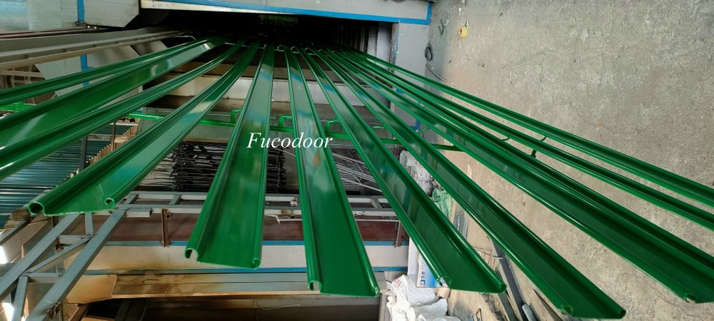 Cửa cuốn siêu trường sơn tĩnh điện dầy 1.4ly
