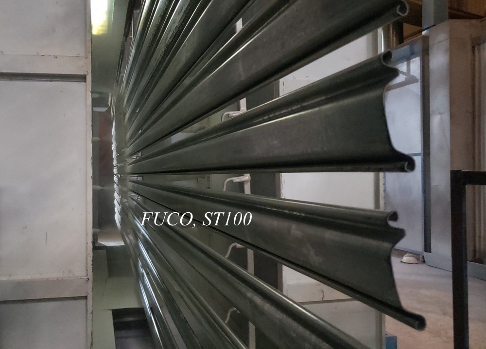 Cửa cuốn siêu trường ST100