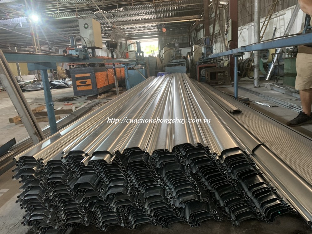 Báo giá cửa cuốn nhà xưởng, cửa cuốn siêu trường giá tốt