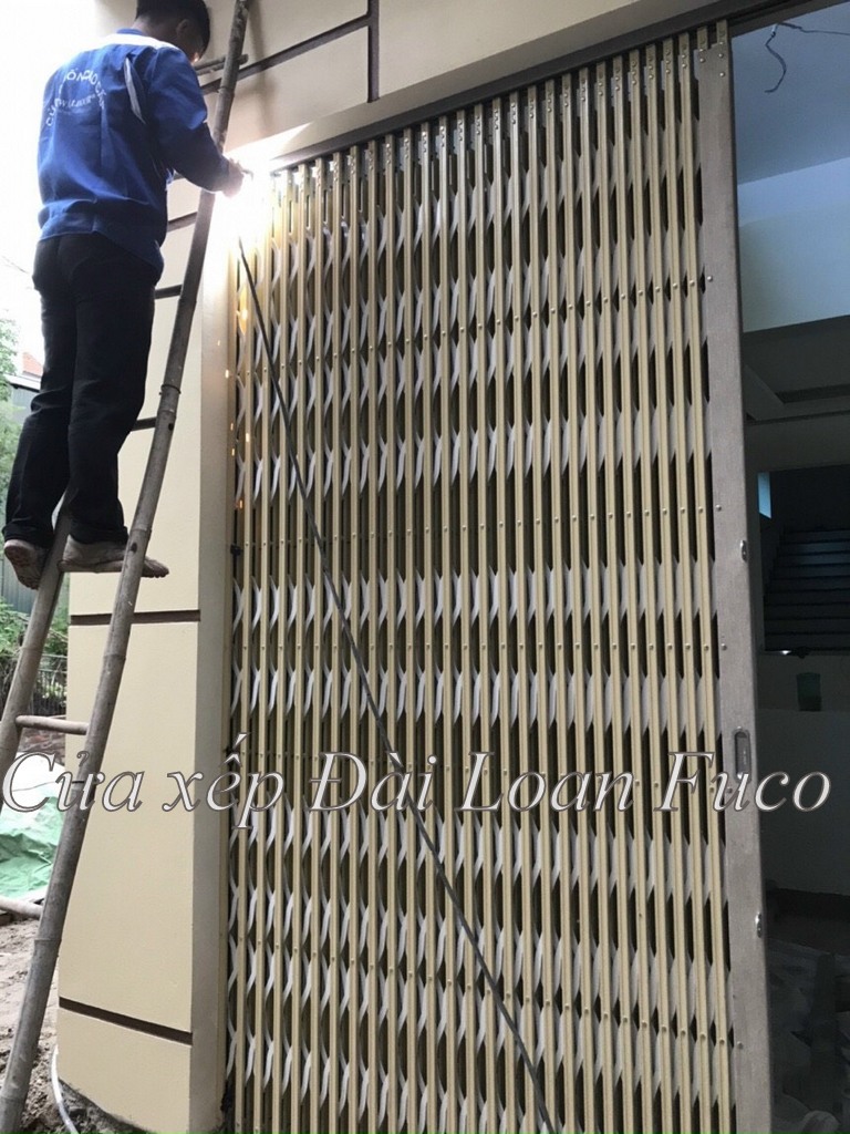 Cửa kéo Đài Loan tại Hà Nội