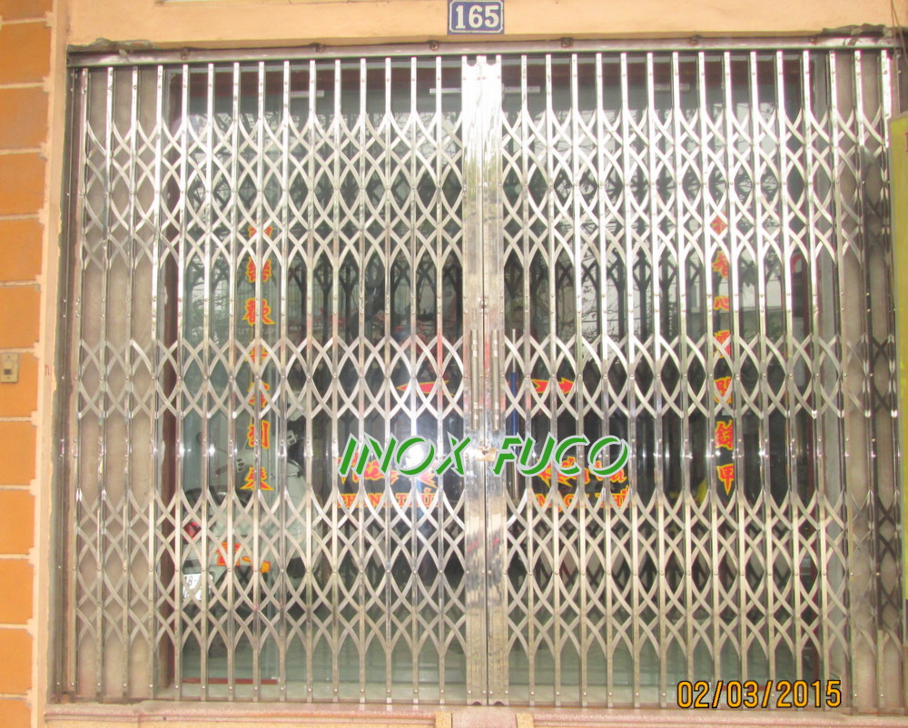 Cửa xếp INOX hộp