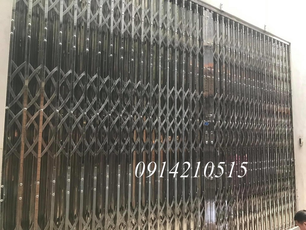 Cửa xếp INOX chống trộm