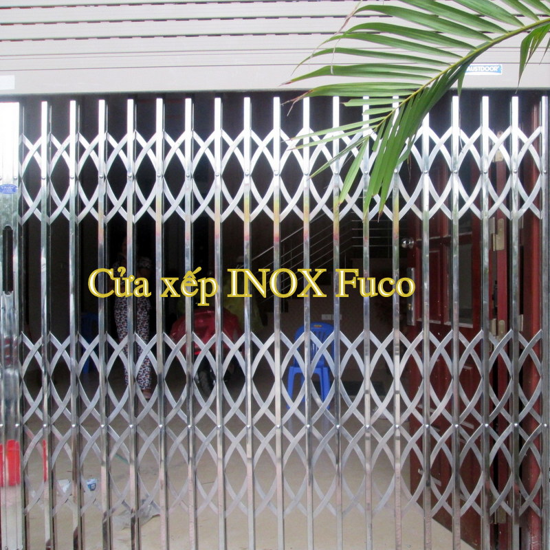 Cửa xếp INOX chống trộm, cửa xếp inox Fuco hộp 20x20