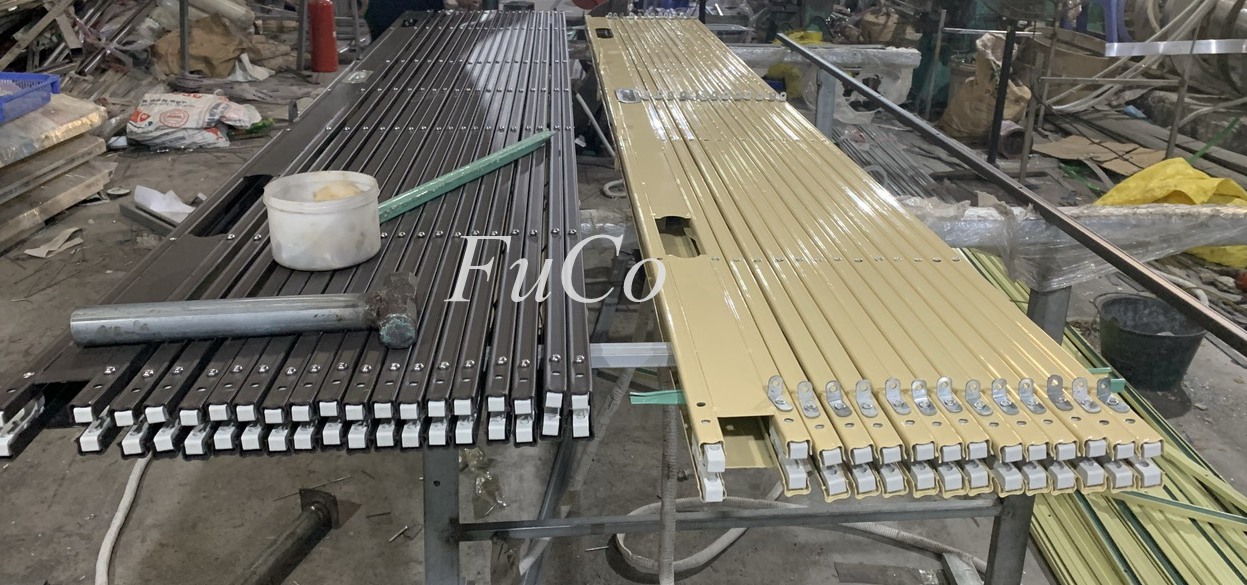 Bán cửa xếp tại Hải Dương