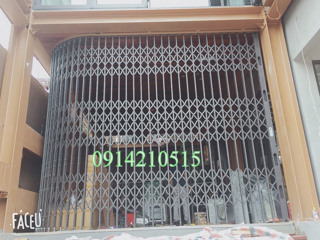 Cửa xếp U Đúc dầy 1,2ly đến 1,6ly do công ty Fuco sản xuất